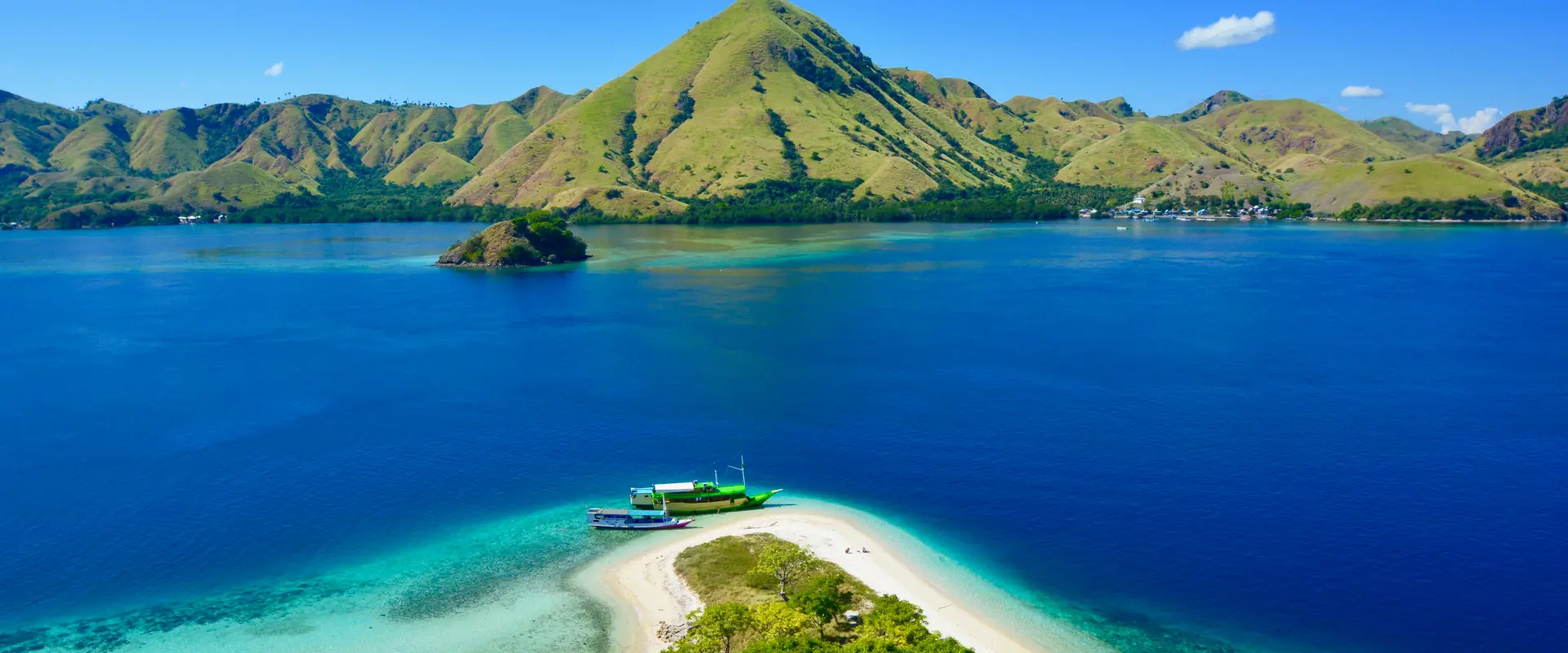 Indonesia_HariBesarNasionalNovember_2025_1920_800_page